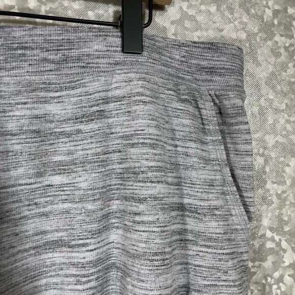 Catherines Women's Plus Size Gray Marled Sweatpants - Size 1X (18-20W) - Pockets - Picture 2 of 7